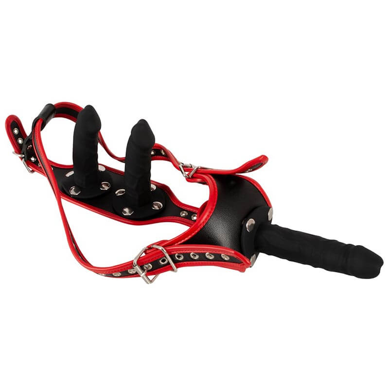 Strap On Harness Rød Og Sort   S M fra Bad Kitty